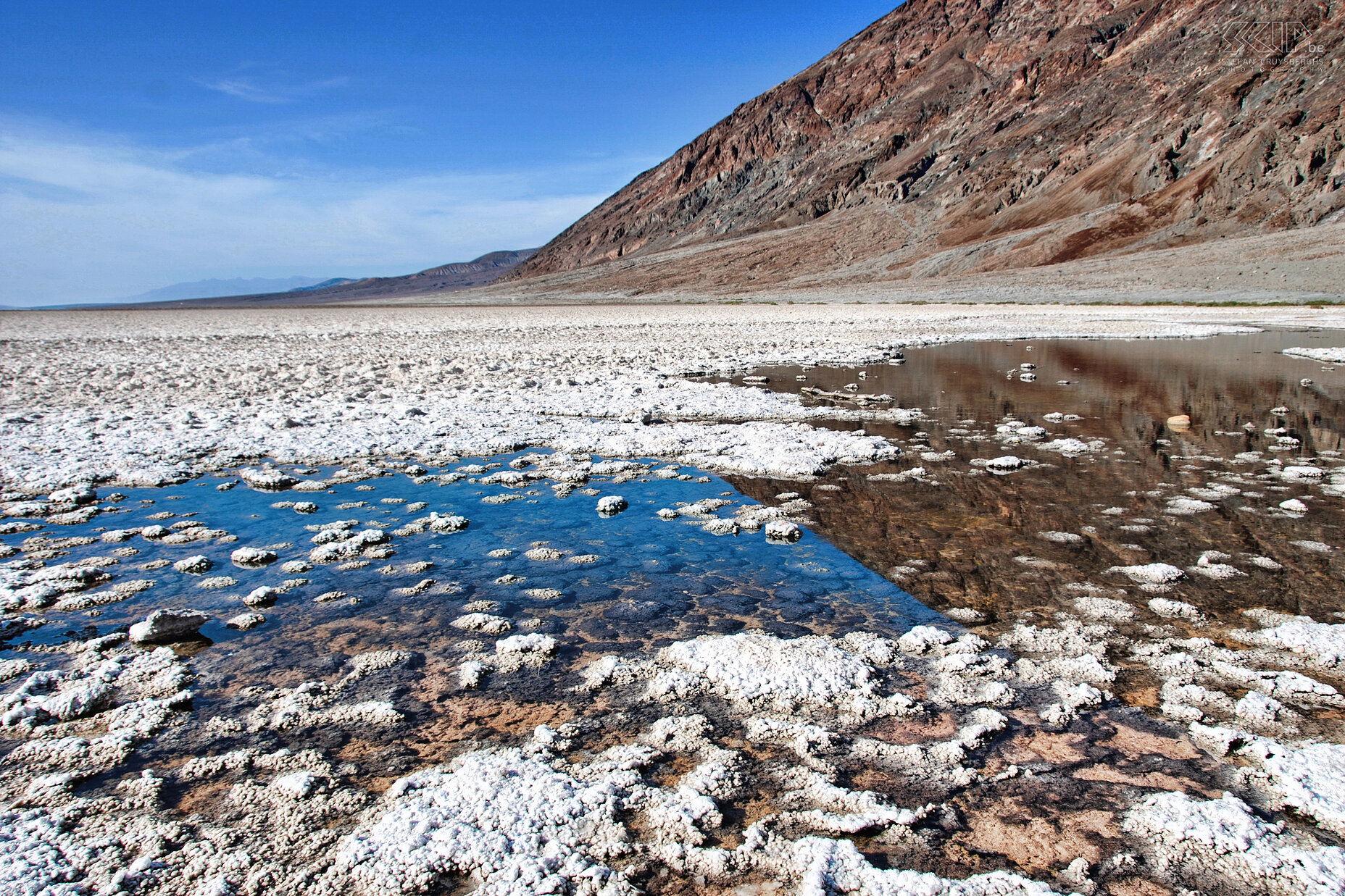 Death Valley - Badwater Badwater is the lowest point in North America, 86m under sea level. Here you will find several salt plains. Stefan Cruysberghs